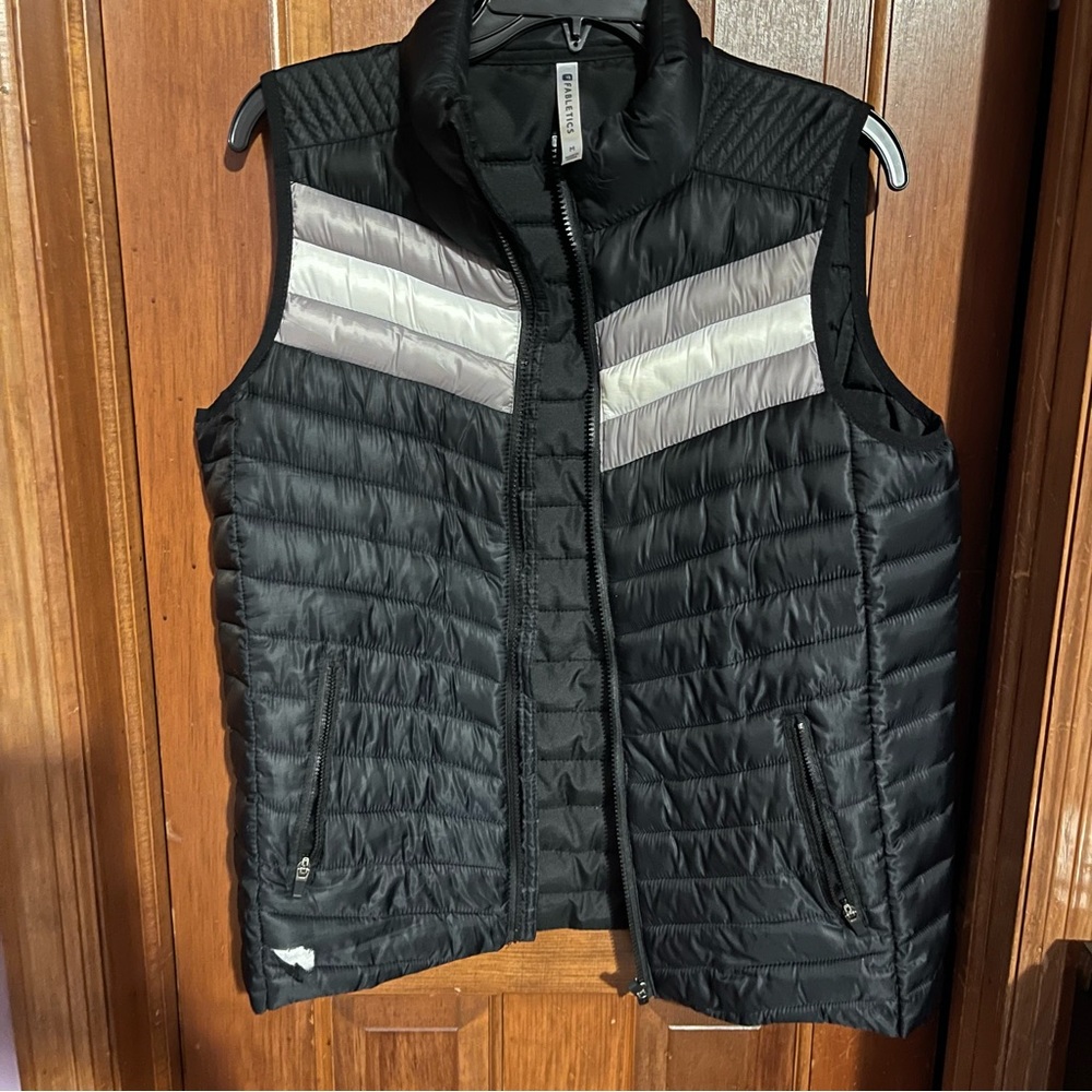 Fabletics vest